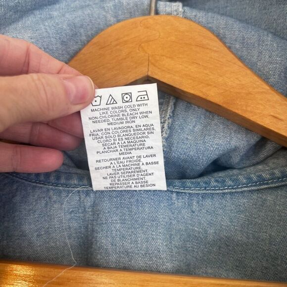 Chic Denim Jacket Hooded Soft Full Zip 100% Cotton Casual Cool Retro Y2K Size LG - Picture 11 of 11